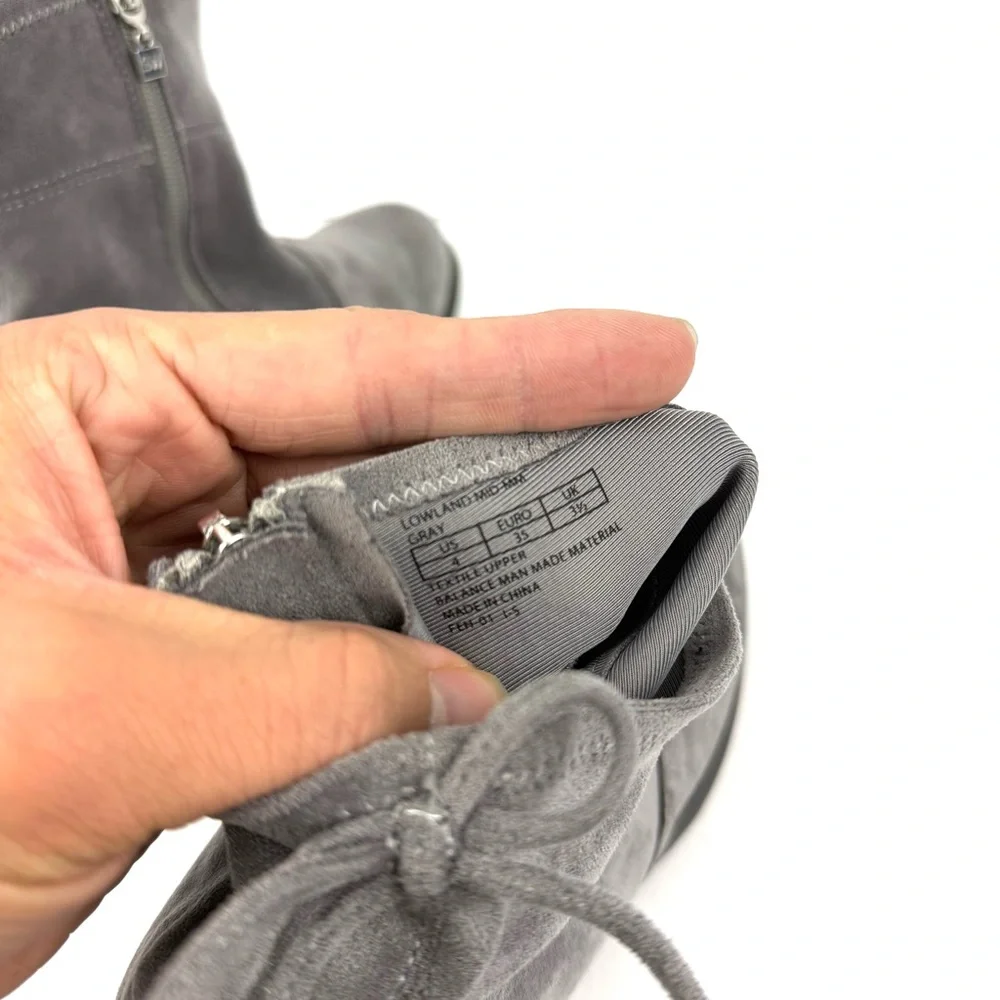 Stuart Weitzman Girls Lowland Mid MM Gray Boots